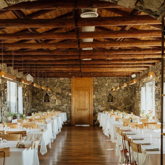 Albanien-Fishte-Restaurant---Mrizi-i-Zanave---Innenraum