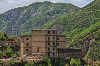 Bergwerk-Straflager - Etappe geführte Motorradtour nach Albanien