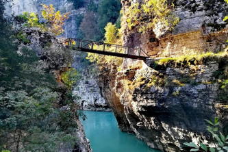 AL-Ossum-Schlucht 333x222